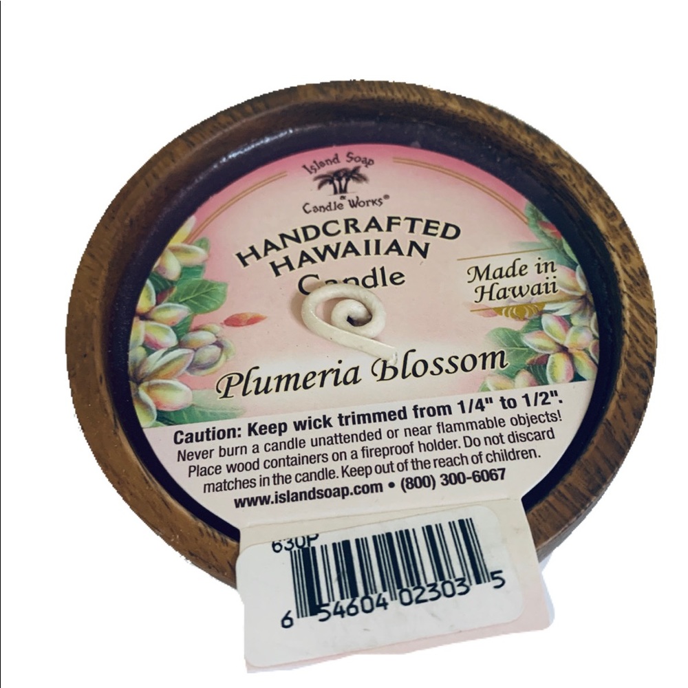 Hawaiian Plumeria Scented Monkeypod Bowl Candle